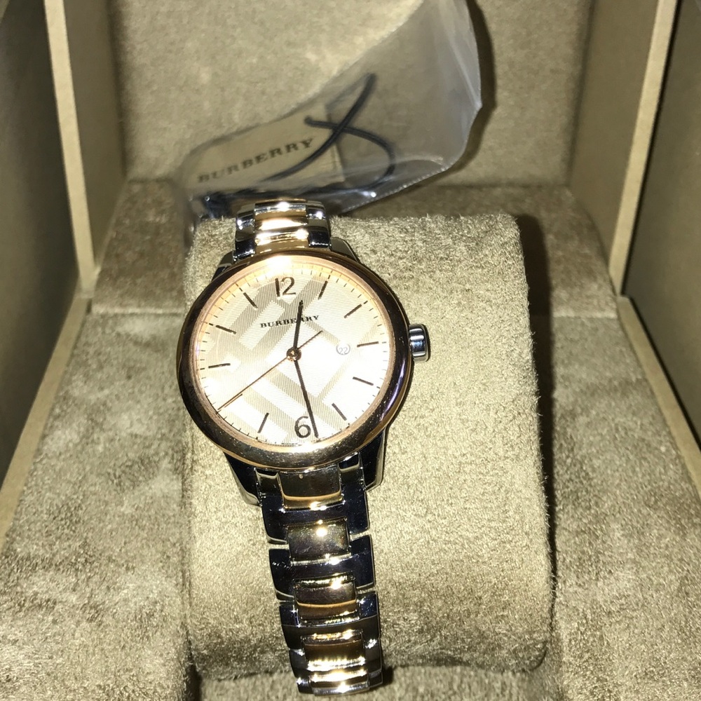 Burberry BU10117 Women's Two toned Gold and Chrome